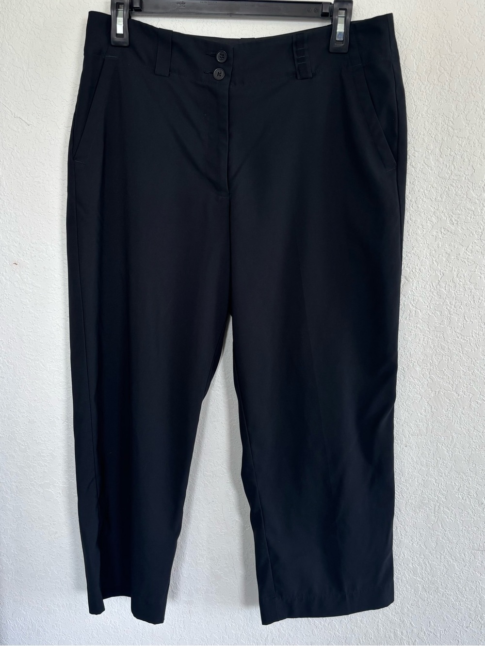 Nike Black Women’s Golf Pants Capri Length Dri-fit